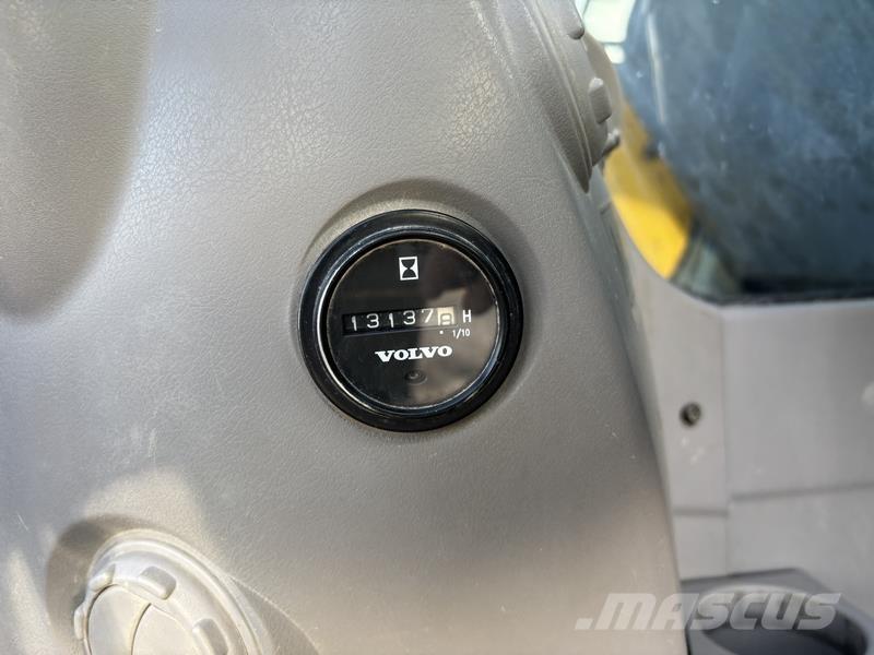 Volvo ECR235 DL Raupenbagger