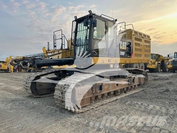 CAT 390FL Raupenbagger