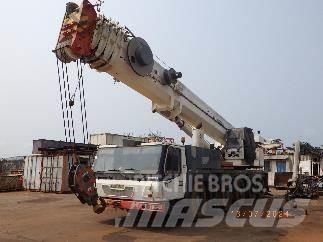 Grove GMK 5100 All-Terrain-Krane