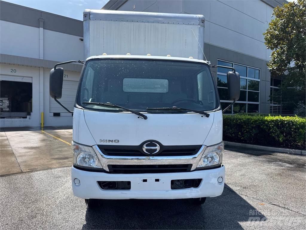 Hino 195 Kastenaufbau