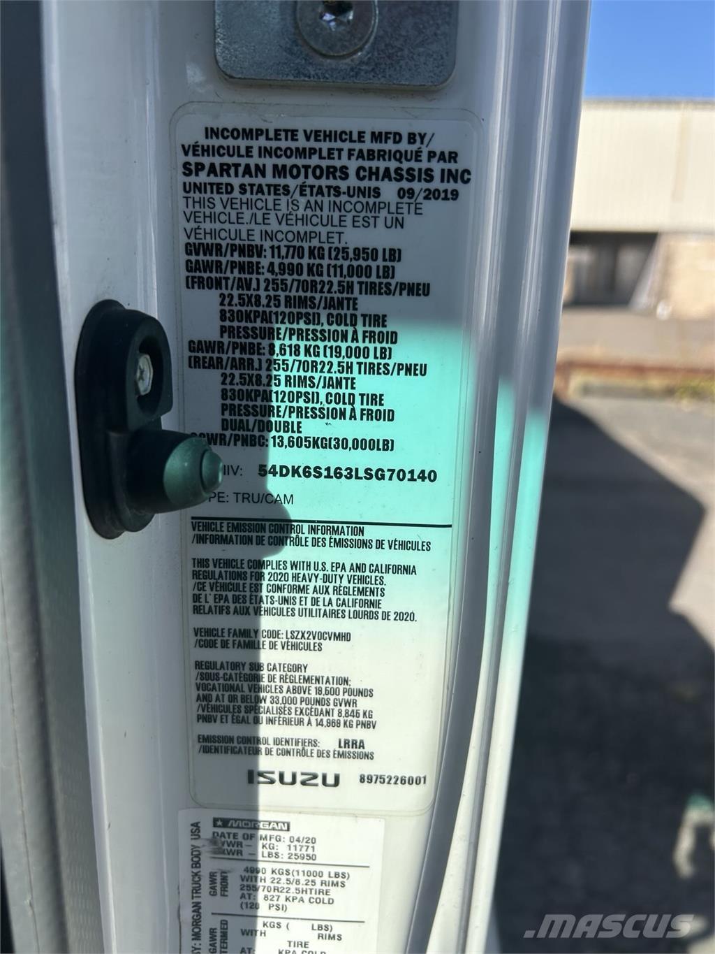 Isuzu FTR Kastenaufbau