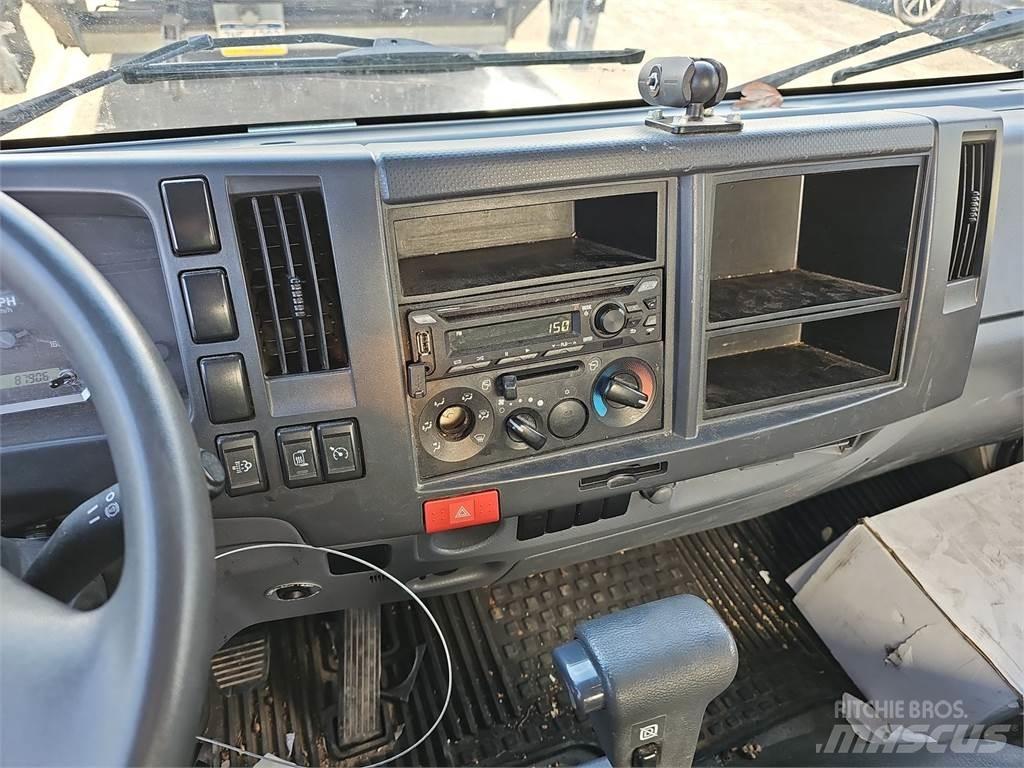 Isuzu NPR HD Kastenaufbau