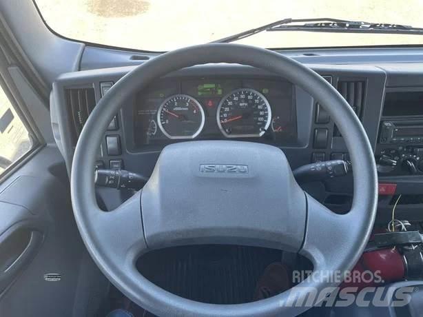 Isuzu NPR XD Kastenaufbau