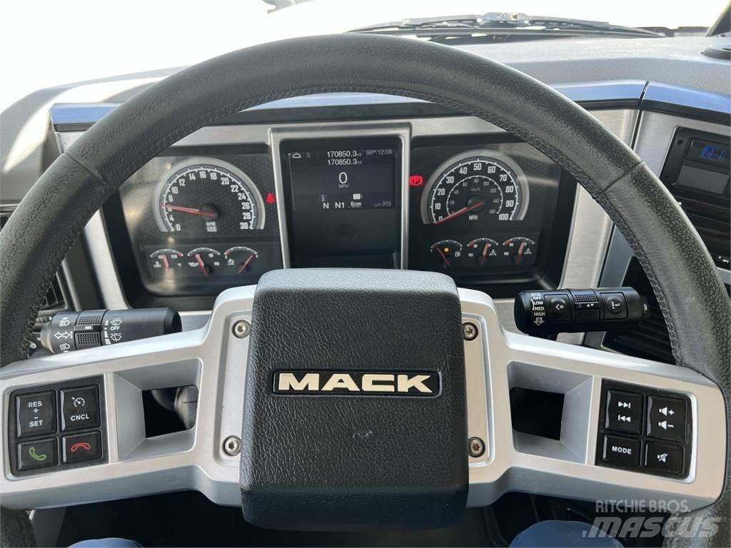 Mack AN64T Sattelzugmaschinen