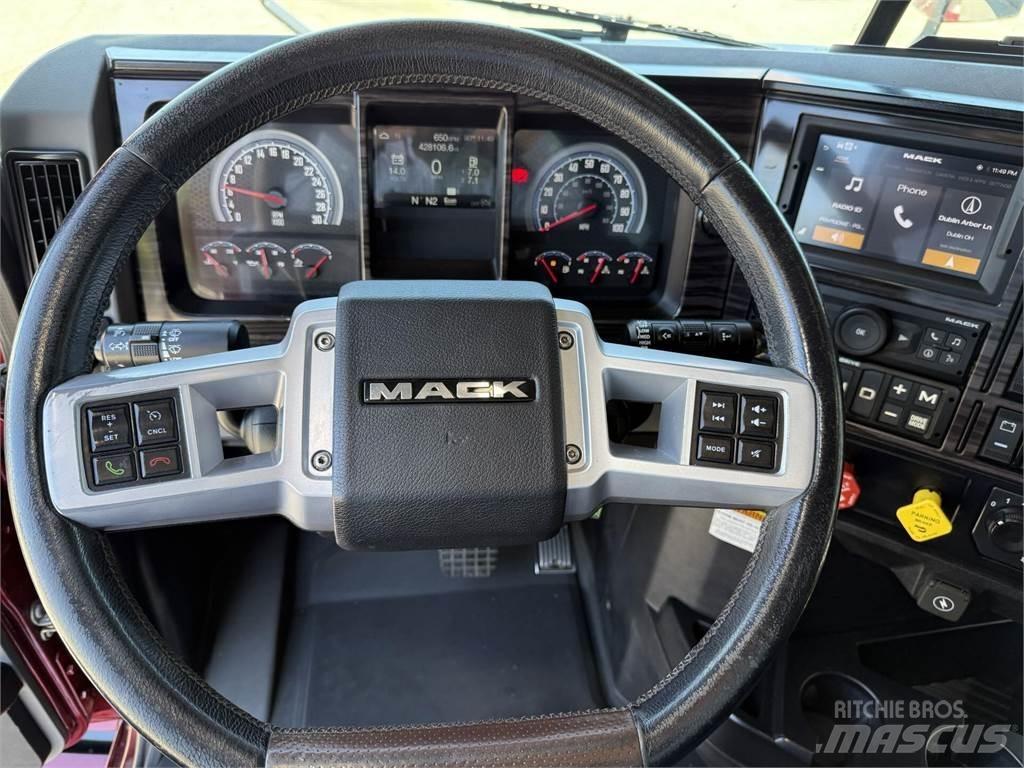 Mack AN64T Sattelzugmaschinen
