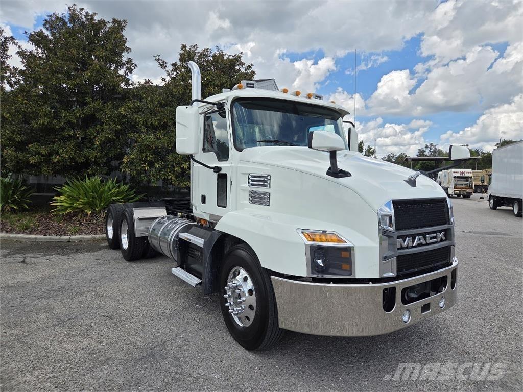 Mack AN64T Sattelzugmaschinen
