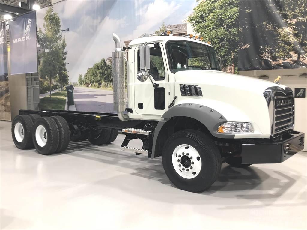Mack GR64BX Beton-Mischfahrzeuge