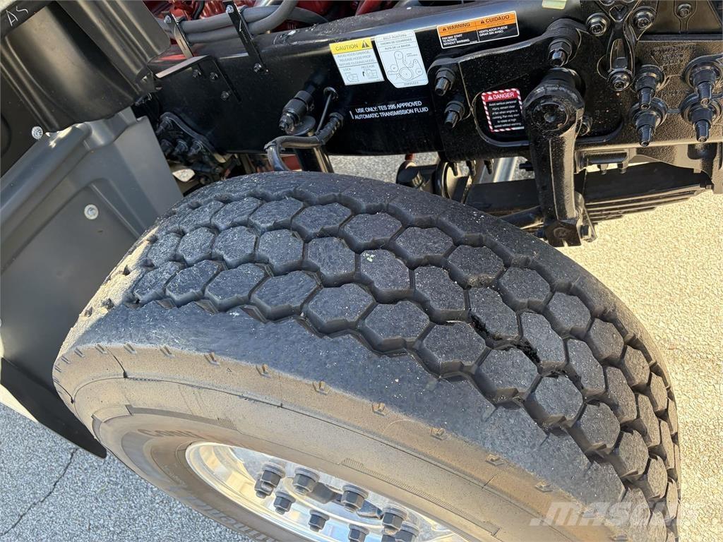 Mack GR64FR Beton-Mischfahrzeuge