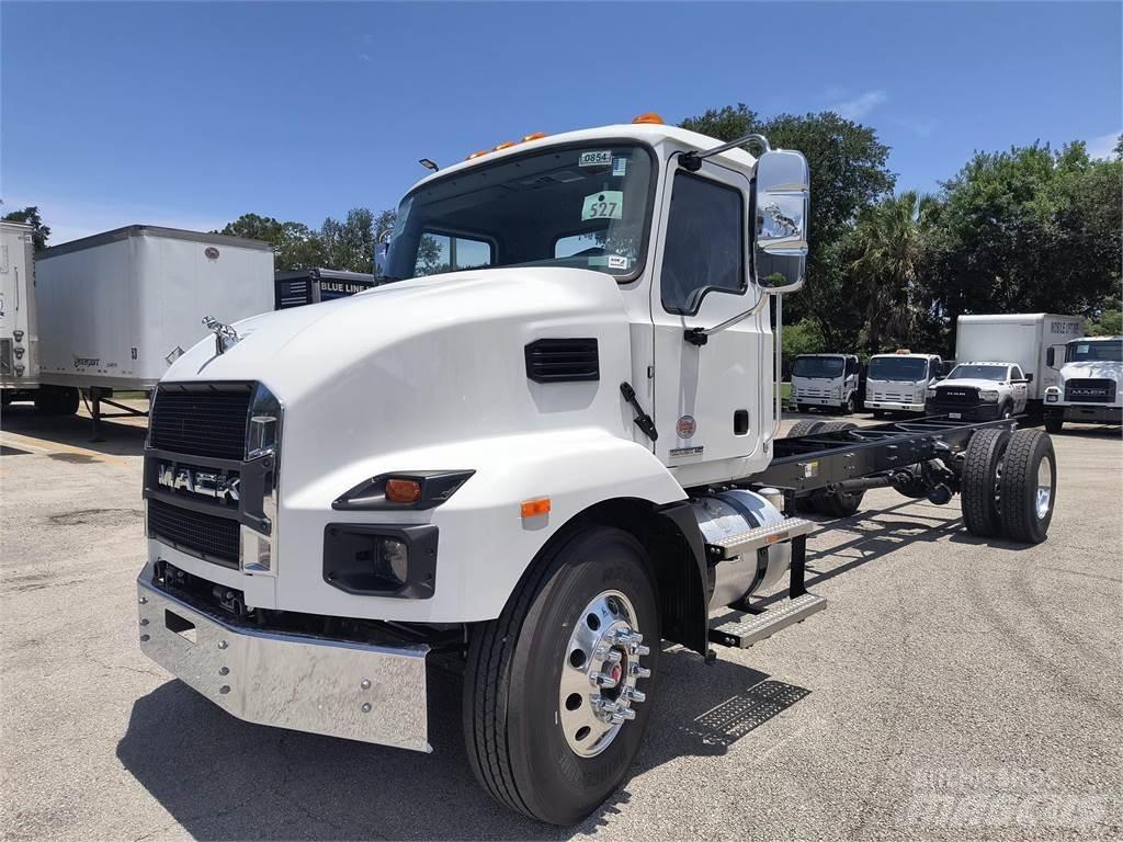 Mack MD7 42R Wechselfahrgestell
