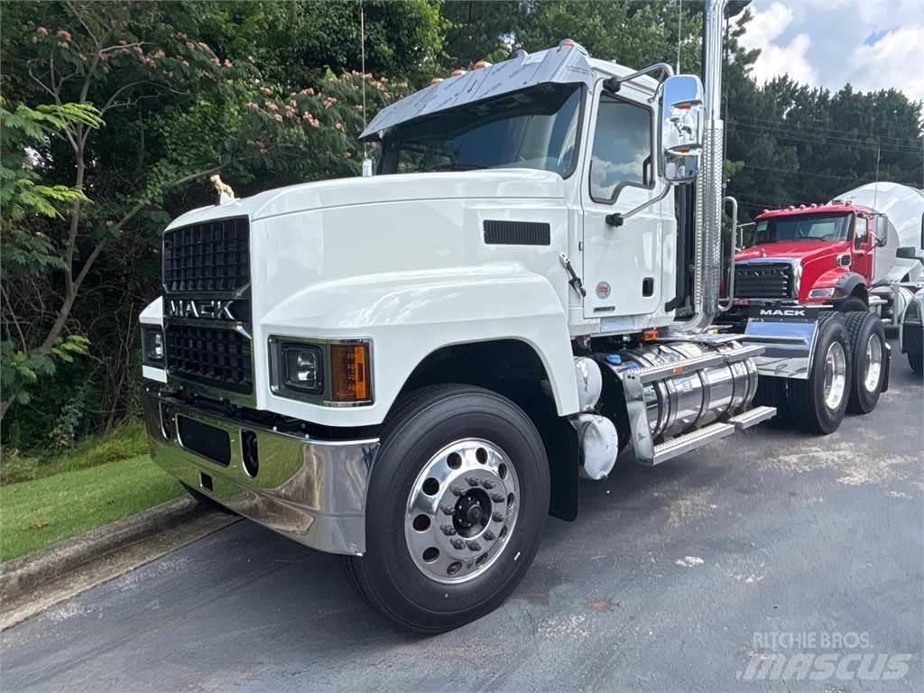 Mack PI64T Sattelzugmaschinen