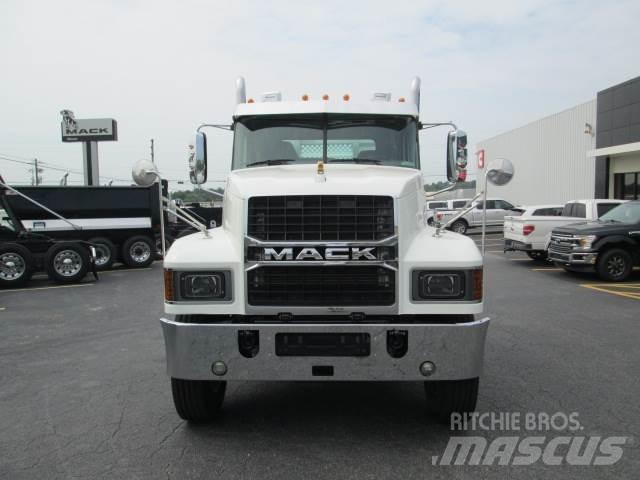 Mack PI64T Sattelzugmaschinen