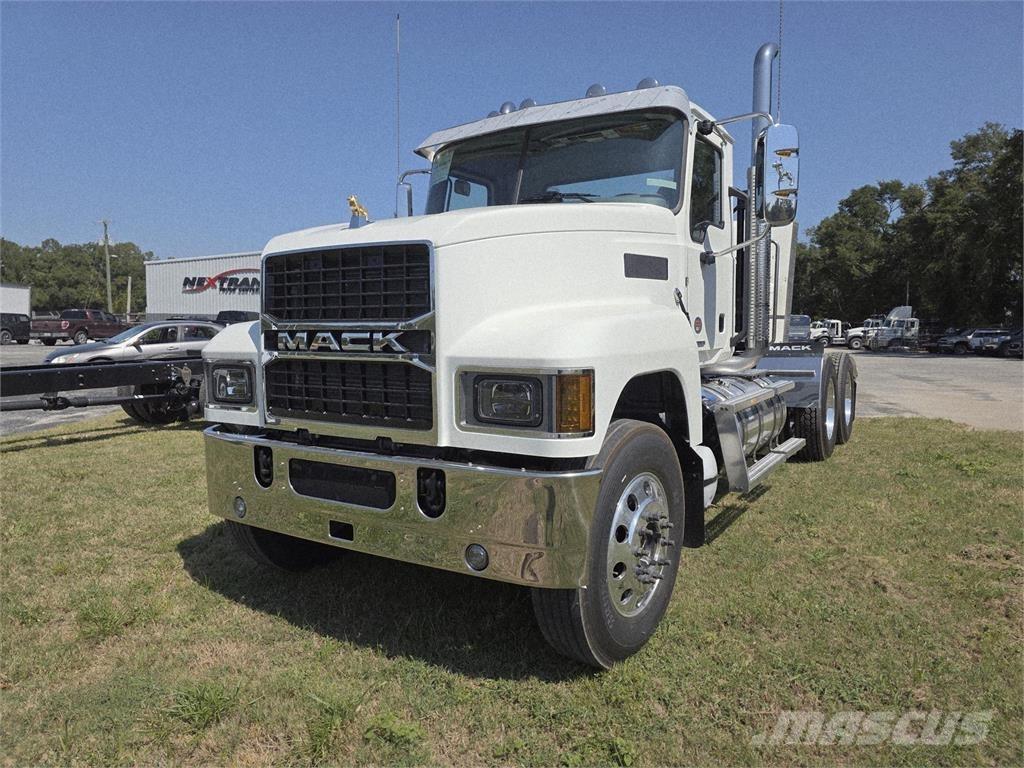 Mack PI64T Sattelzugmaschinen