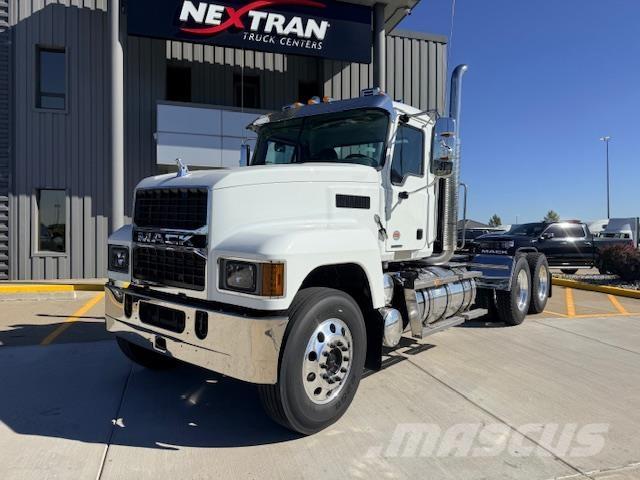 Mack PI64T Sattelzugmaschinen