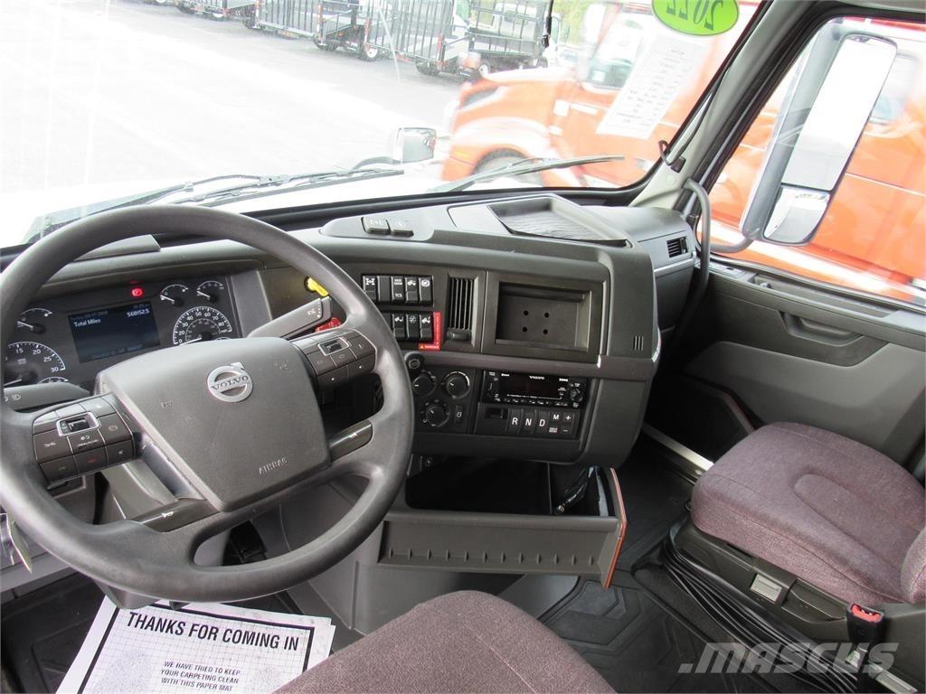 Volvo VNL 860 Sattelzugmaschinen