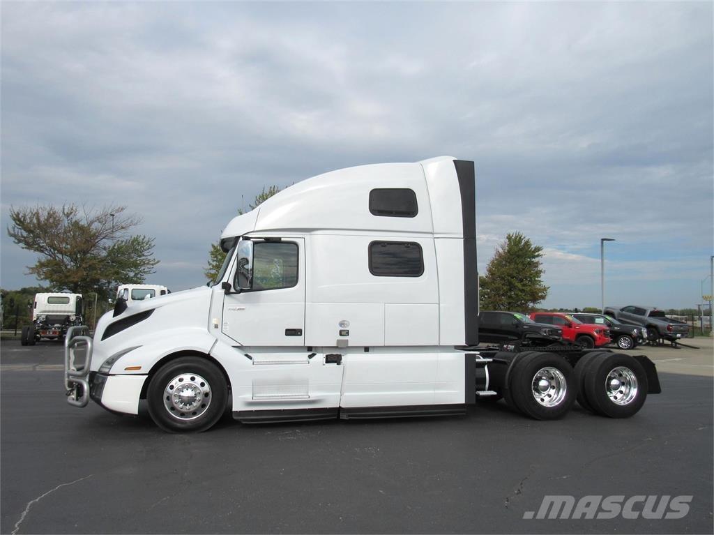 Volvo VNL 860 Sattelzugmaschinen