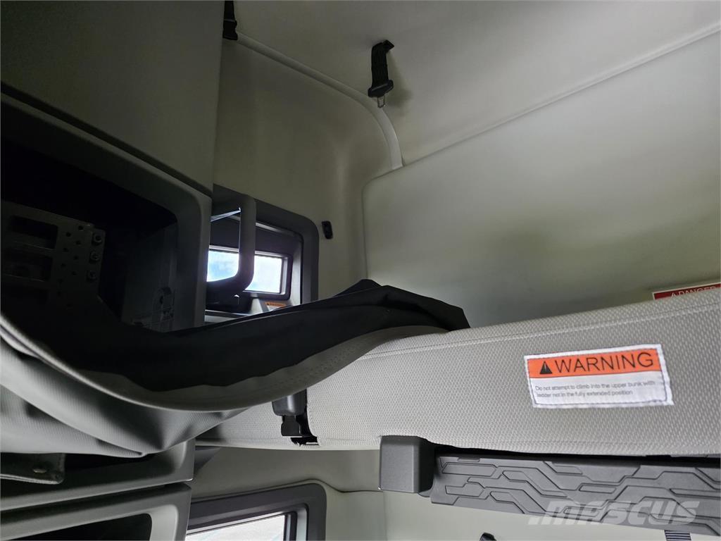 Volvo VNL64T760 Sattelzugmaschinen