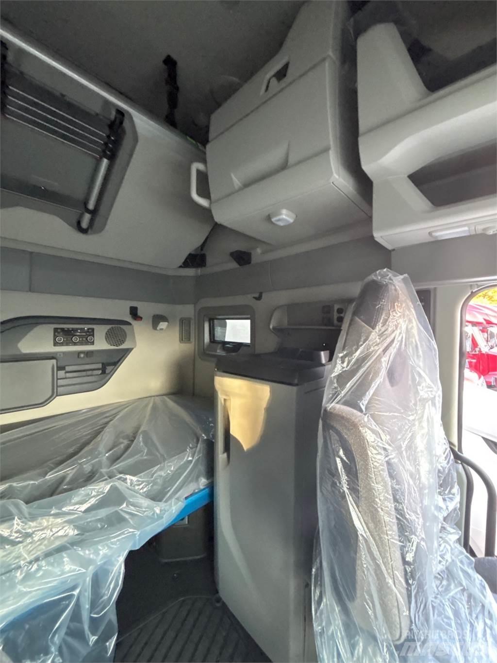 Volvo VNL64T860 Sattelzugmaschinen