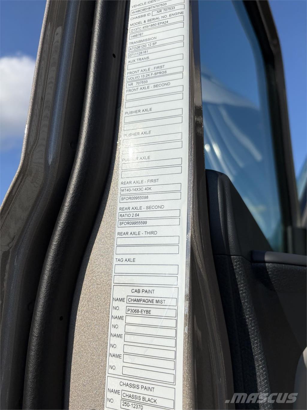 Volvo VNL64T860 Sattelzugmaschinen