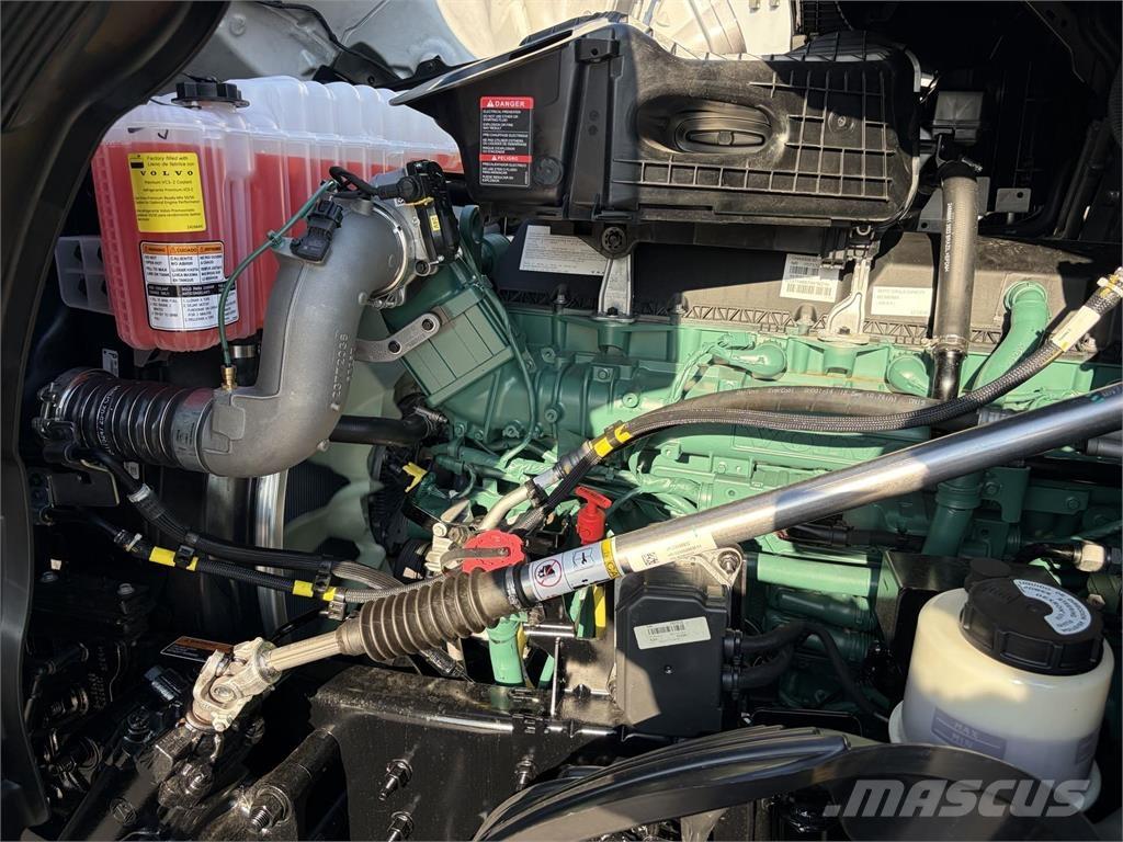 Volvo VNL64T860 Sattelzugmaschinen