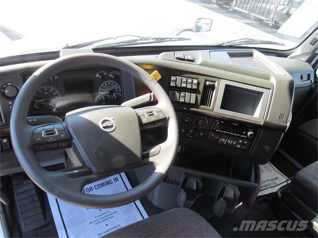 Volvo VNL64T860 Sattelzugmaschinen