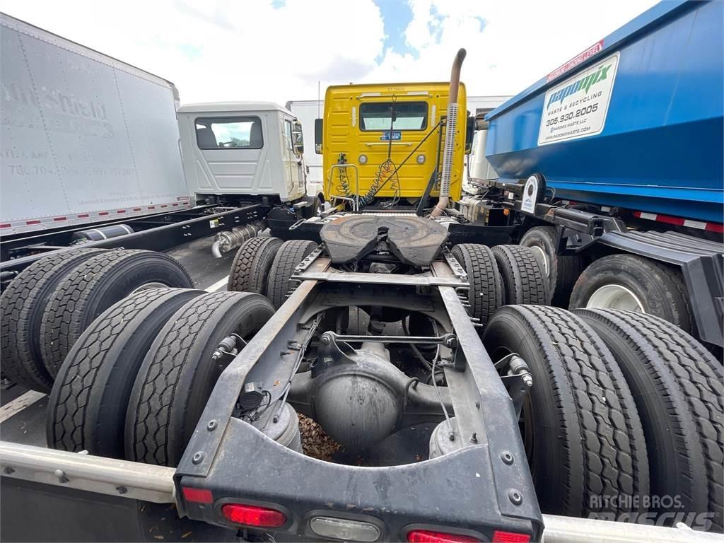 Volvo VNR64T300 Sattelzugmaschinen