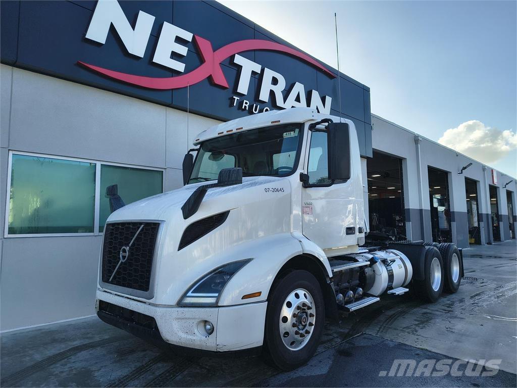 Volvo VNR64T300 Sattelzugmaschinen