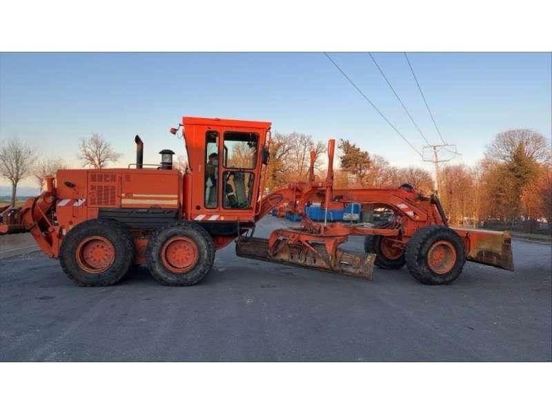 CAT 12H Grader