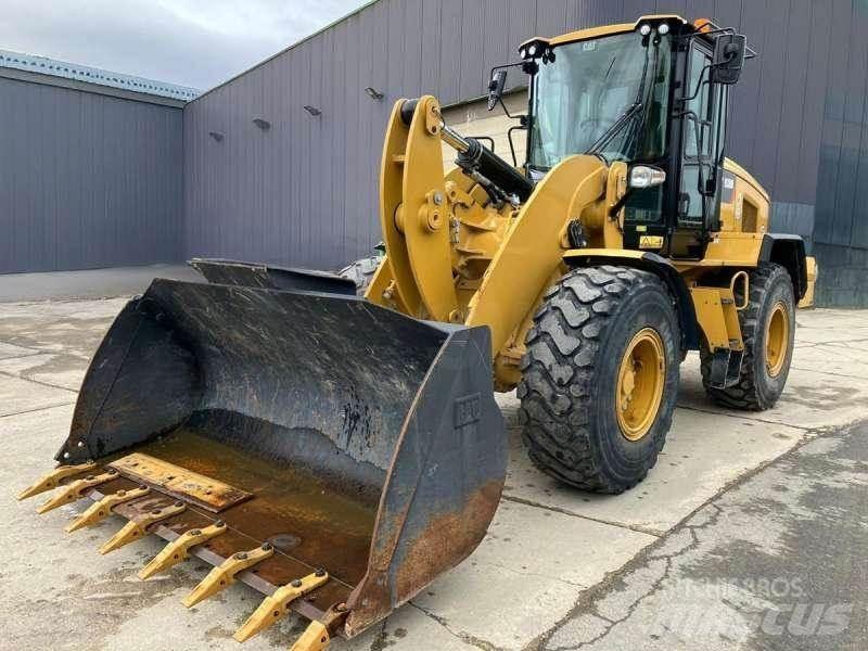 CAT 938M Radlader