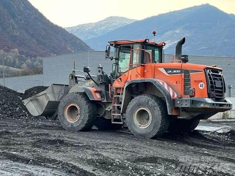 Doosan DL300 Radlader