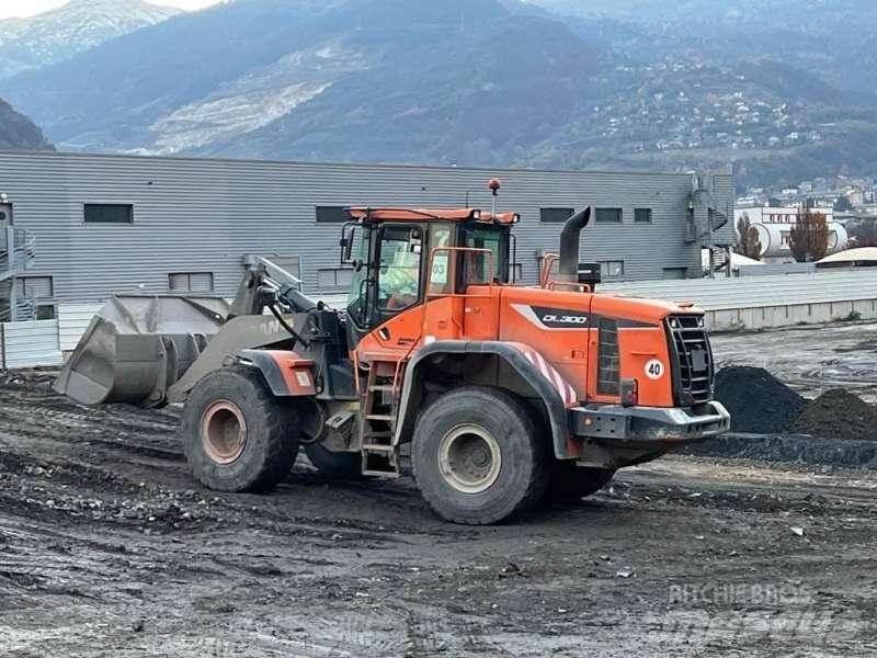 Doosan DL300 Radlader