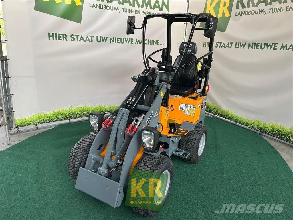 GiANT G1200 Hoflader