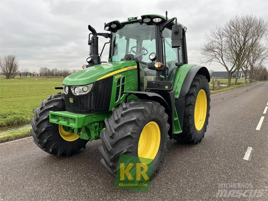 John Deere 6120M Traktoren