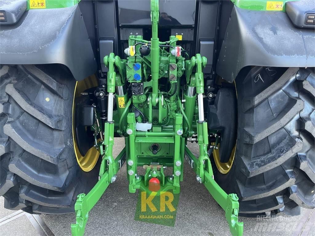 John Deere 6120M Traktoren