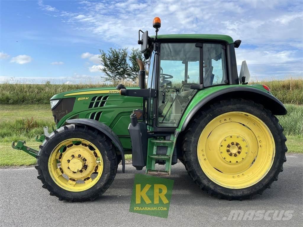 John Deere 6125M Traktoren