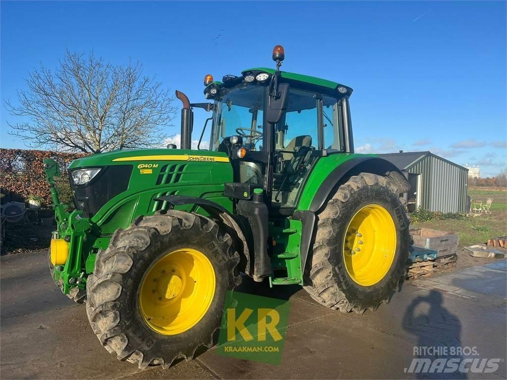 John Deere 6140M Traktoren