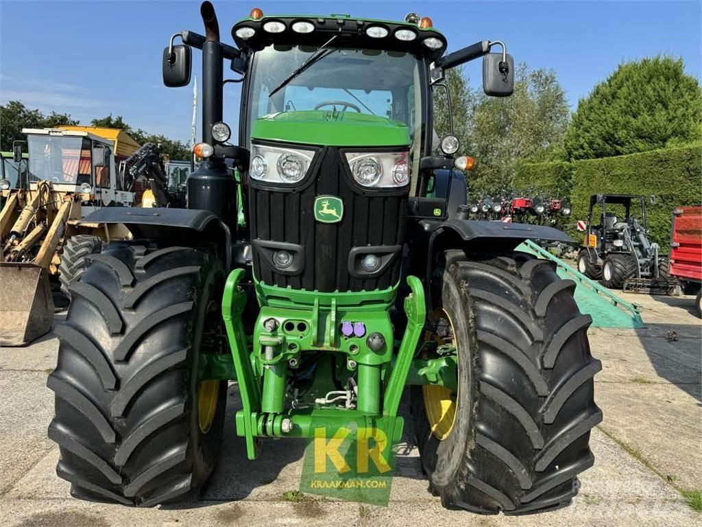 John Deere 6175R Traktoren