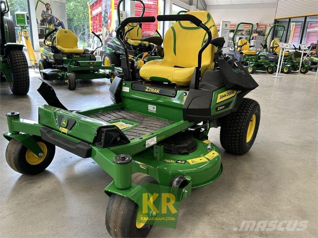 John Deere Z320R Sonstige Landmaschinen