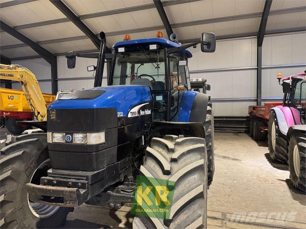 New Holland TM190 Traktoren