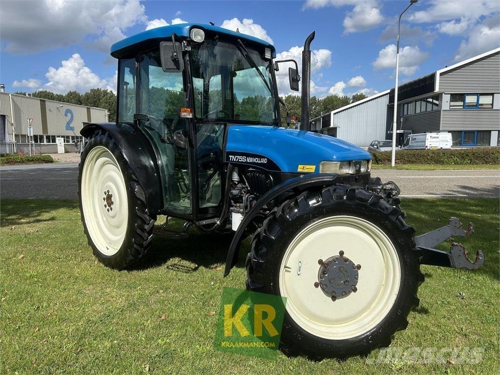 New Holland TN75S Traktoren