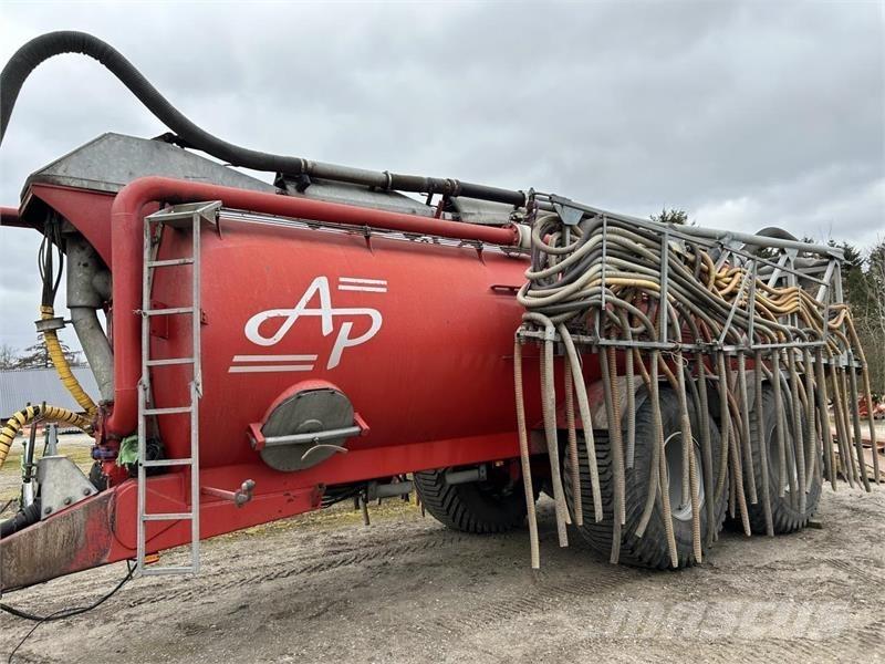 AP 22 Gülletankwagen