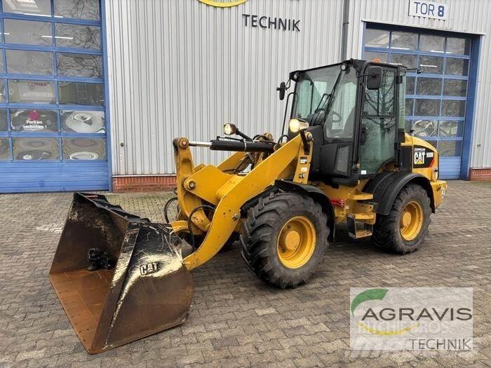 CAT 908 Radlader