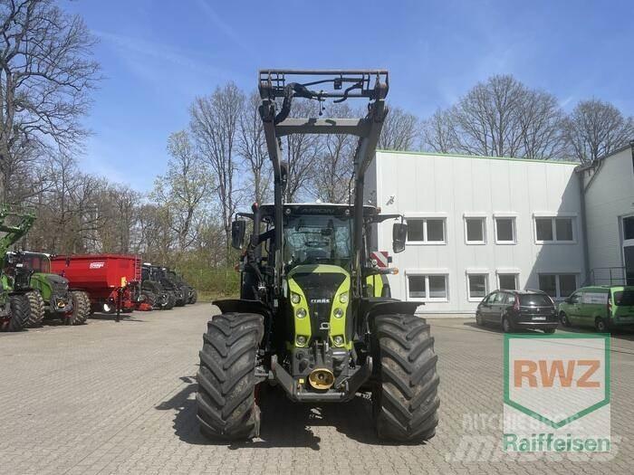 CLAAS Arion 660 Traktoren