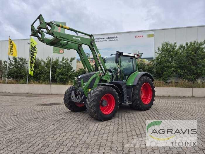 Fendt 718 VARIO S4 Traktoren