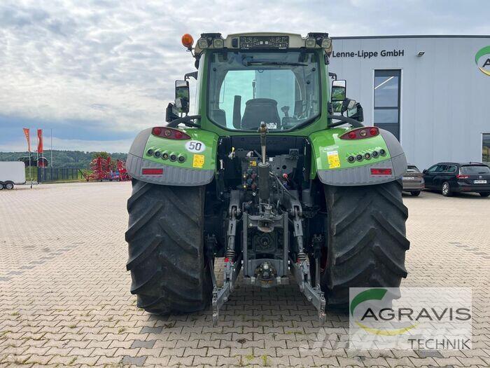 Fendt 718 VARIO S4 Traktoren