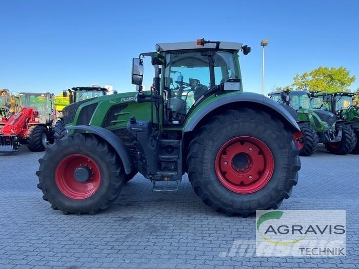 Fendt 828 VARIO S4 Traktoren