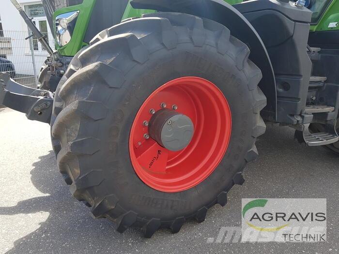 Fendt 828 VARIO S4 Traktoren
