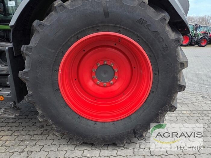 Fendt 828 VARIO S4 Traktoren