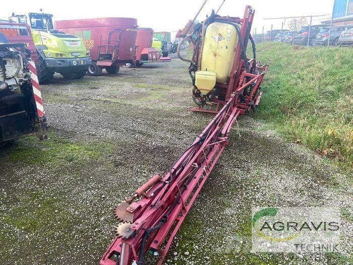 Hardi MEGA 1000 LTR. Anhängespritzen