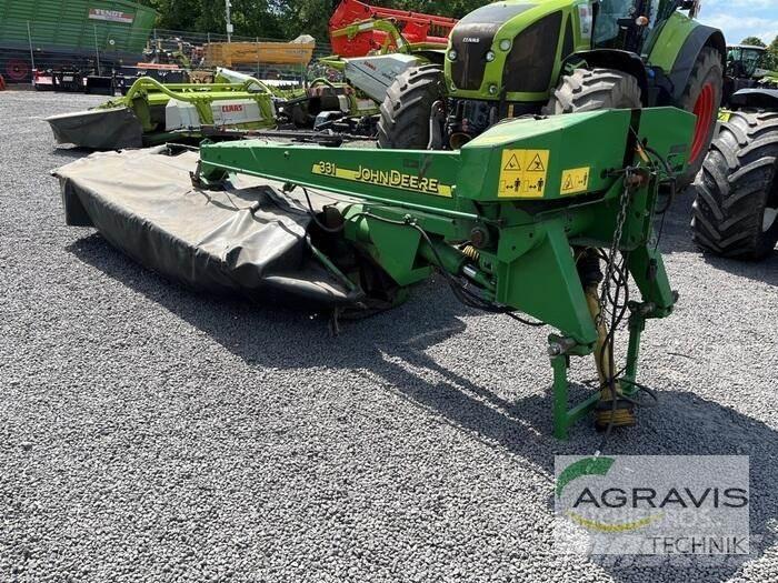 John Deere 331 Mäher