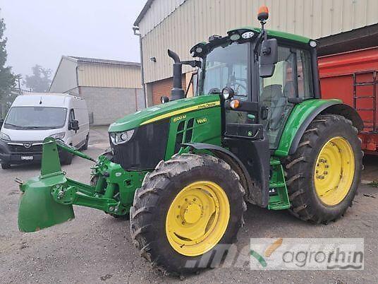 John Deere 6120M Traktoren